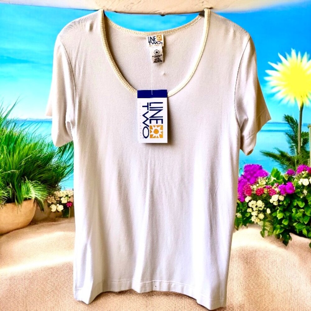 LINE TWO Vintage Retro Scoop Neck Top Short Sleeves Tee NEW